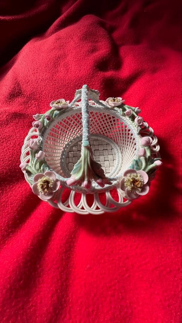 ☆新品☆陶器　飾り物　アイリッシュ・ドレスデン風