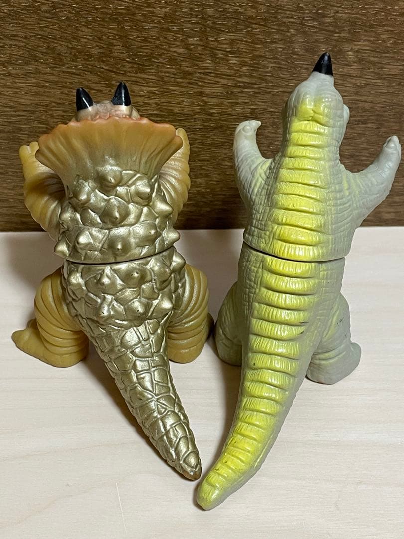 宇宙戦士がやってきた！怪獣軍団 Super Dino Monsters パチ怪獣