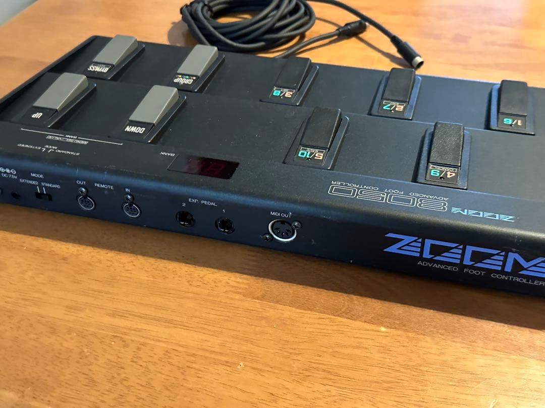 ZOOM 9030 マルチエフェクト+8050 コントローラー純正フルセット