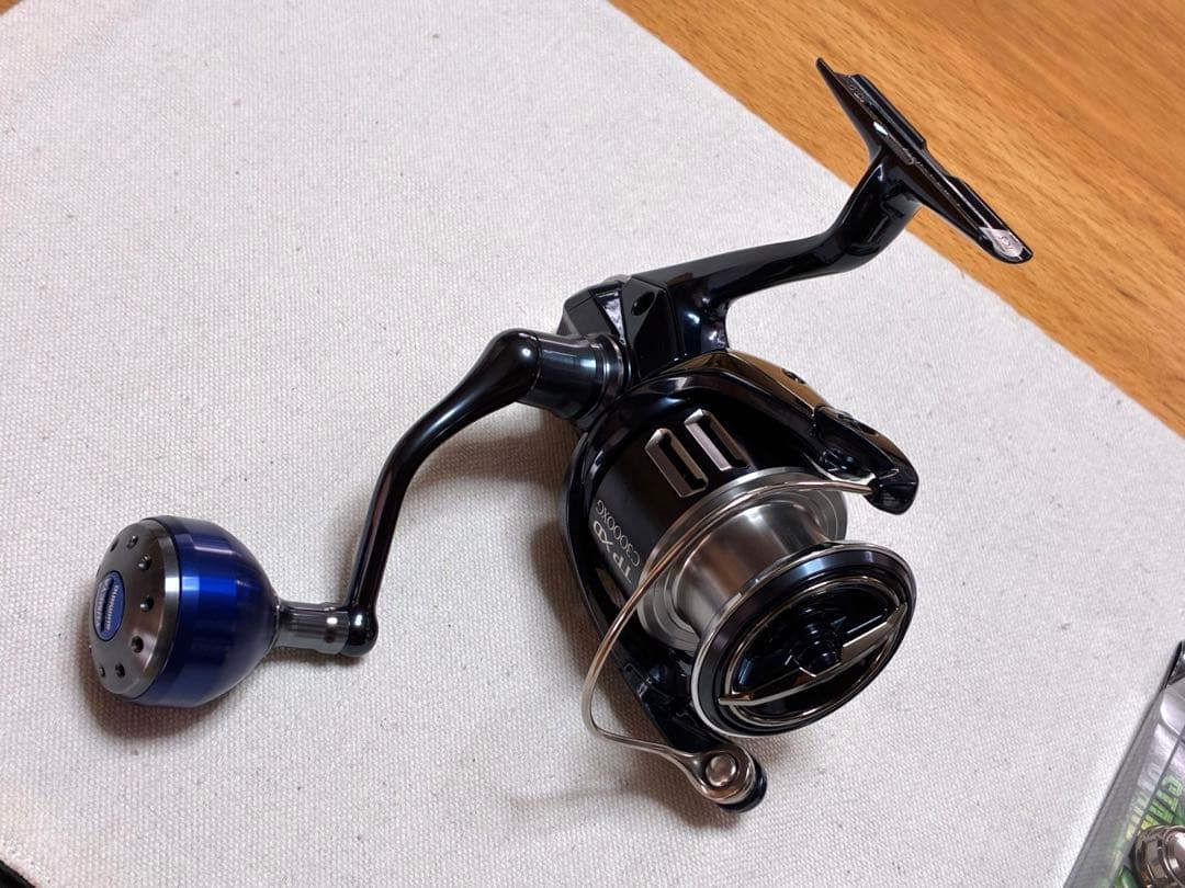 【極美品】シマノ リール21ツインパワーXD C3000XG【カスタム品】