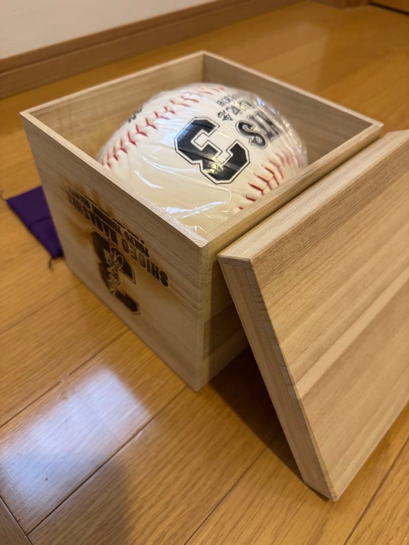長嶋茂雄 監督勇退記念ボール 2001年9月30日 木箱付 未使用 巨人