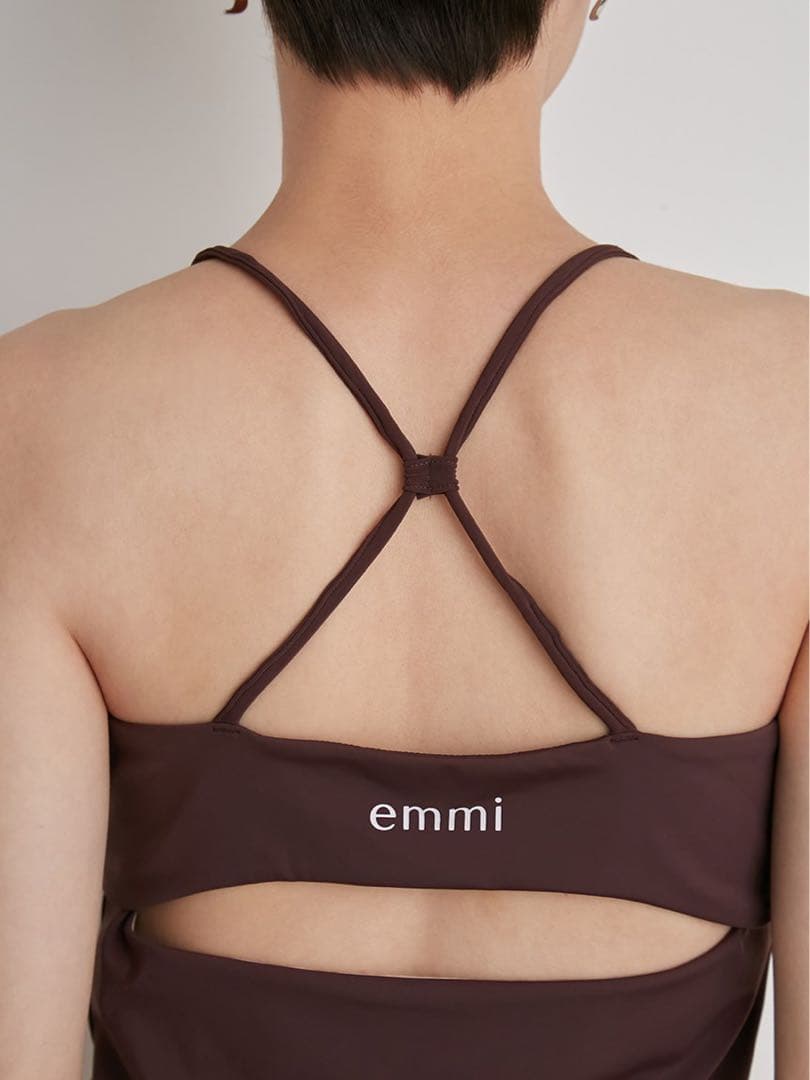 エミヨガ新品⭐️2点セット❗️ミニフラワーレギンス＆サステナレッチキャミソール
