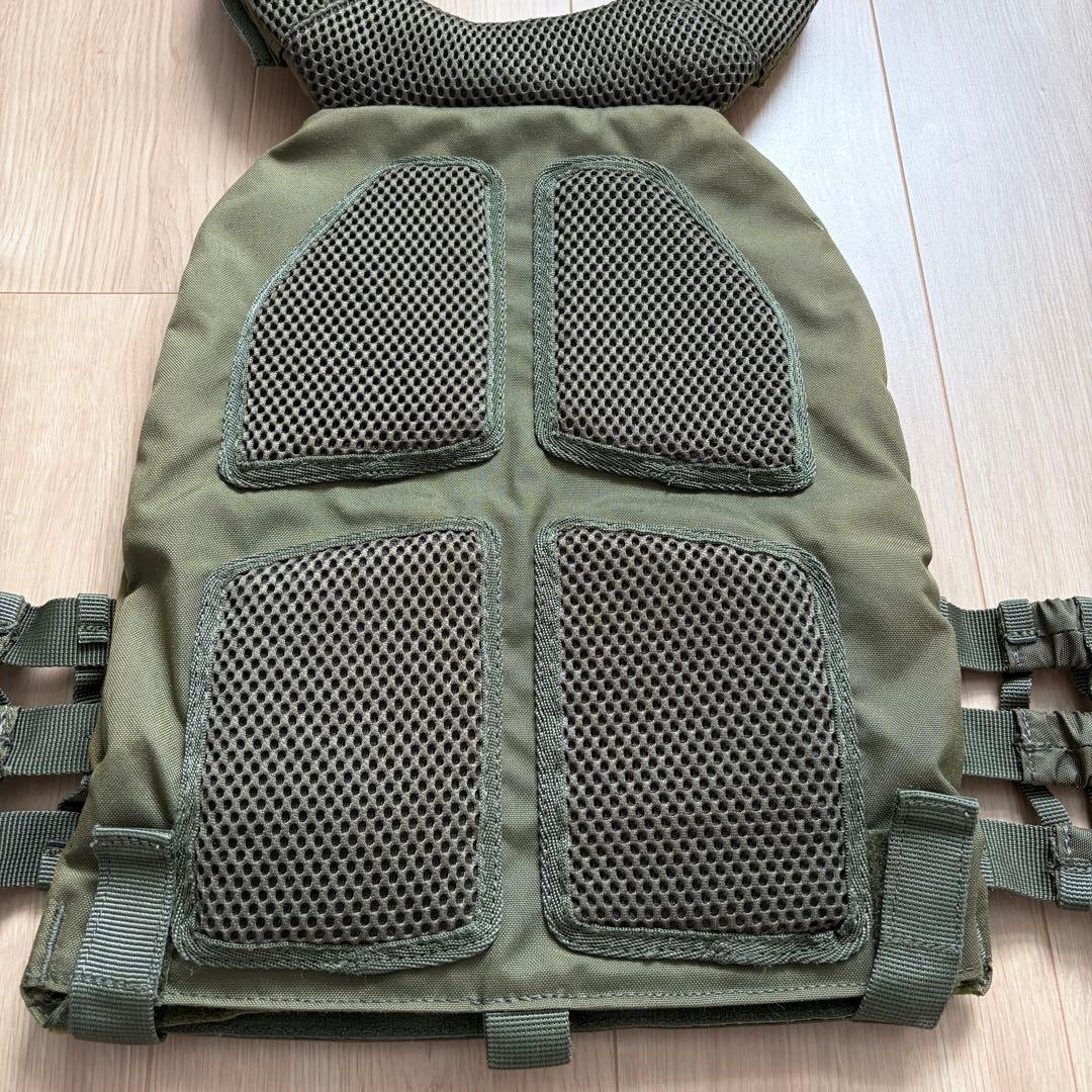 実物 5.11 TacTec プレートキャリア CLUSTER 8.75LB