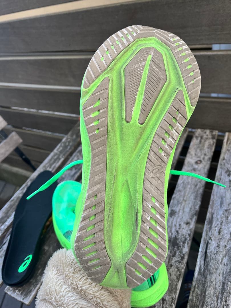 asics NOVABLAST5 中古 美品 走行20km弱　26.5センチ