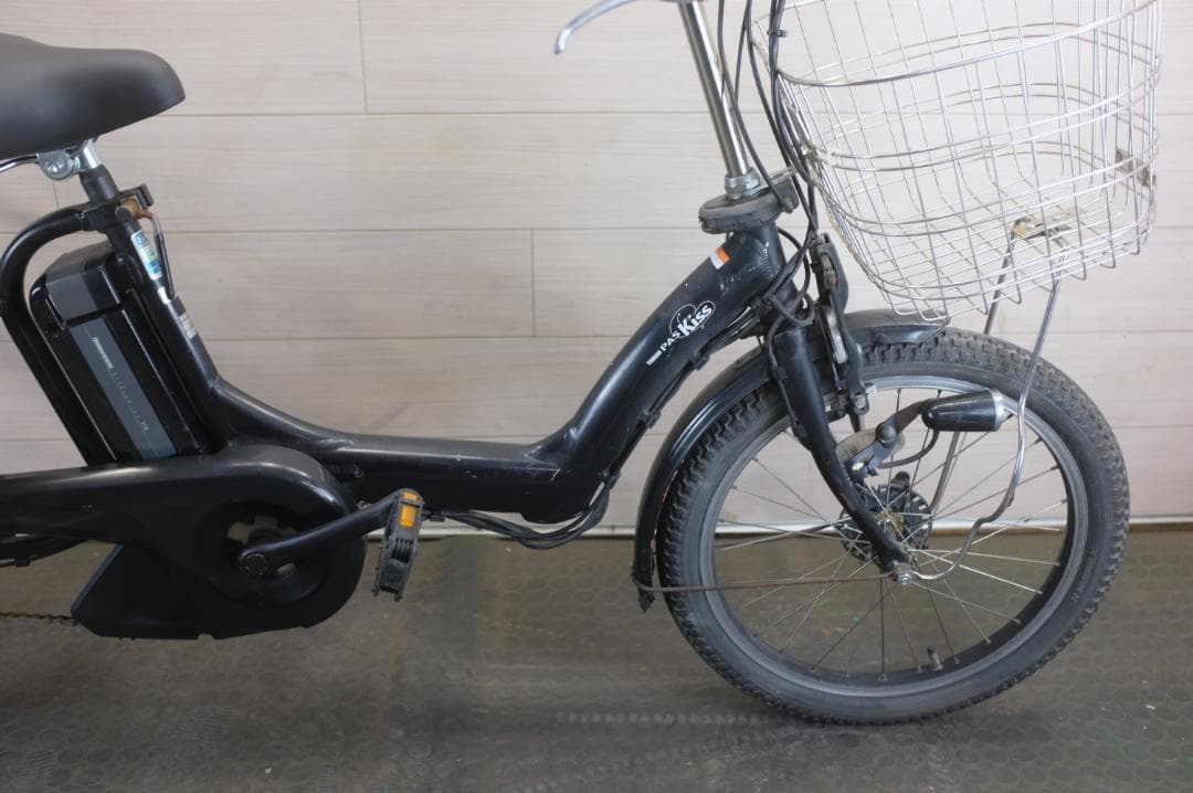 電動自転車ヤマハPAS　KISS　20インチ　3段8.9Ah（4点灯）充電器あり