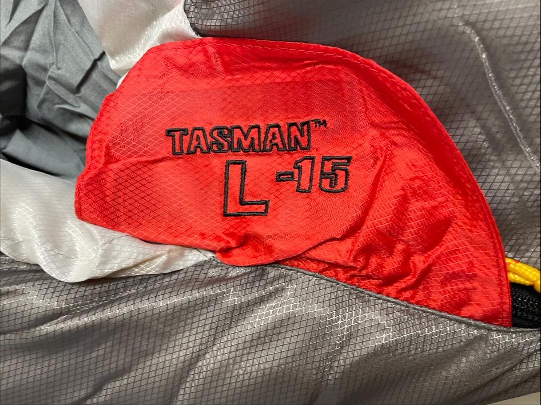 超激安出品 Coleman　タスマンキャンピングマミー　L-15　シュラフ②