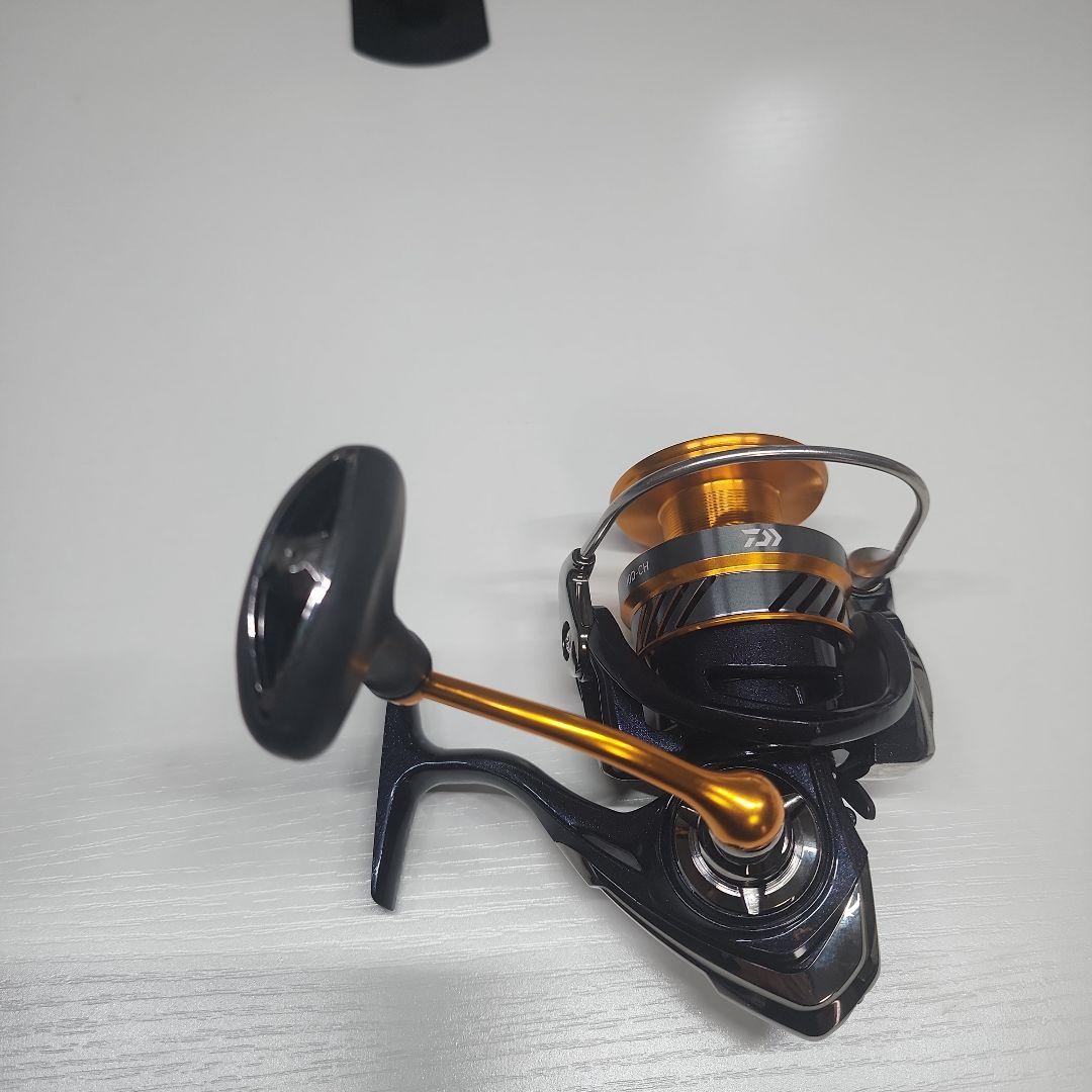 【美品】DAIWA 20 レブロス LT5000D-CH スピニングリール
