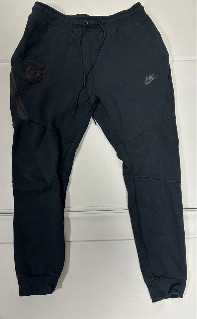 浦和レッズ　NIKE ジャージ上下セット　黒　Lサイズ