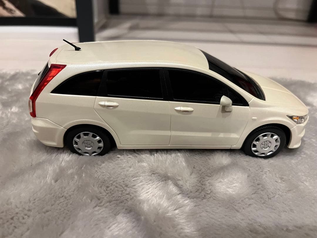 ホンダ ストリーム カラーサンプル