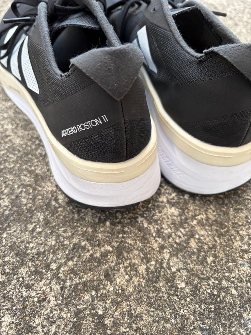 ADIZERO Boston11 アディゼロ ボストン11 28.5