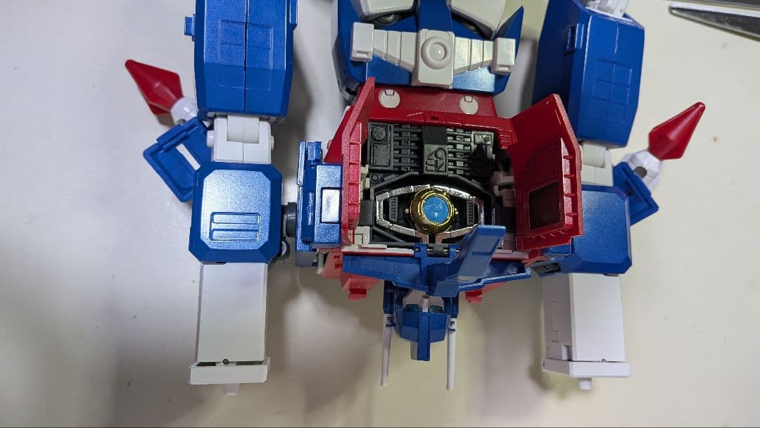 X-TRANSBOTS COMMANDER STACK 非正規ウルトラマグナス似