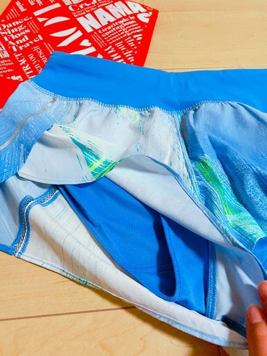【lululemon】スプリットショーツ サイズ:4