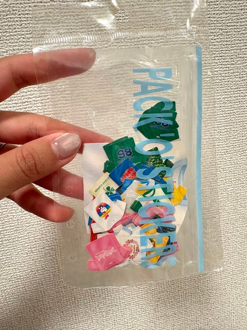 【激レア】サンリオ　ハローキティpack’o’stickers Tシャツ　シール