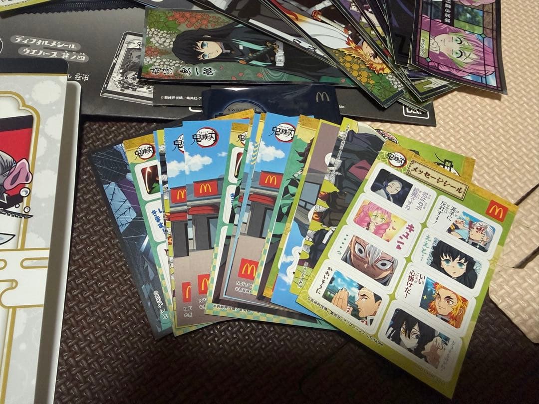 鬼滅の刃デフォルメシールウエハース＋ステッカー