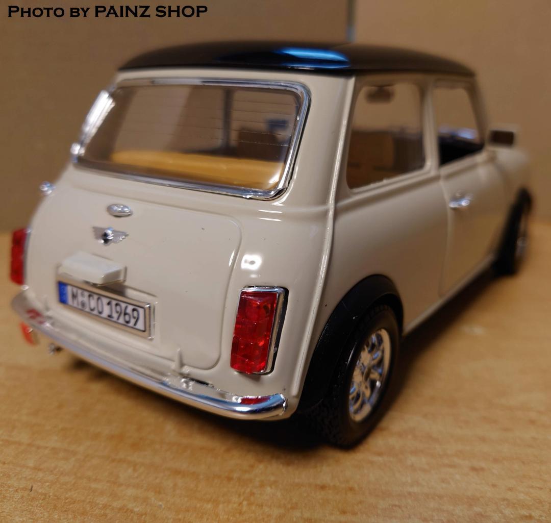 1/18 ミニクーパー Mini Cooper 1969 ダイキャスト製ブラーゴ