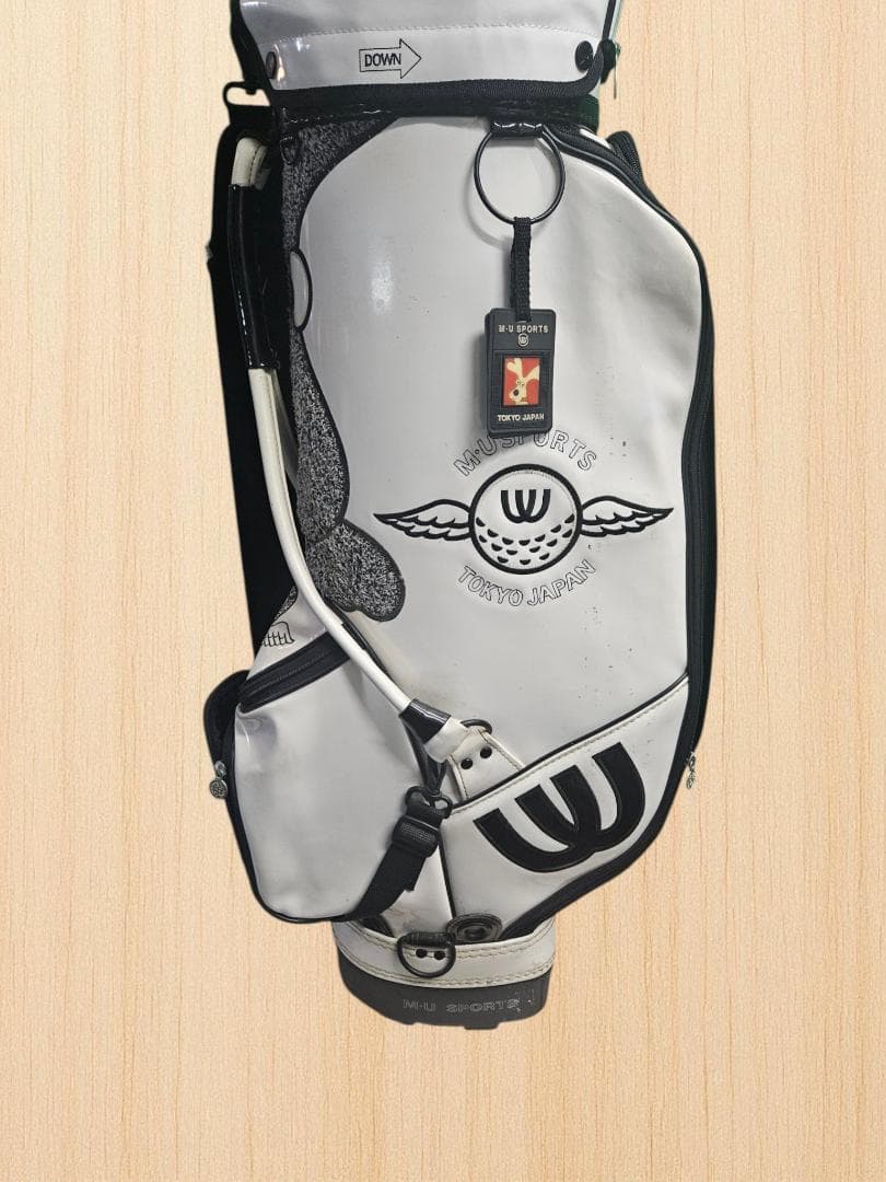 送料無料/超美品　M-U SPORTSエナメル高級 キャディバッグ ホワイト