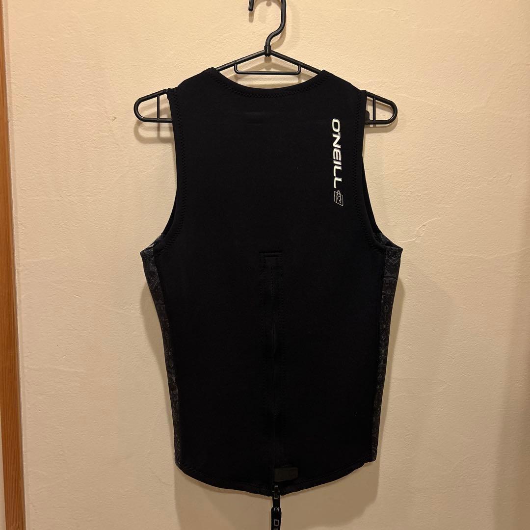 O'Neill ウェットスーツベスト 黒 ノースリーブ