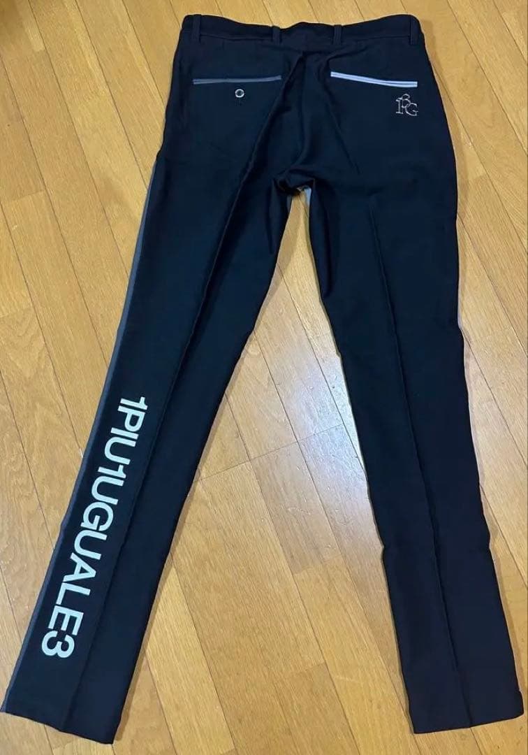 1PIU1UGUALE3 ゴルフパンツ定価44000円