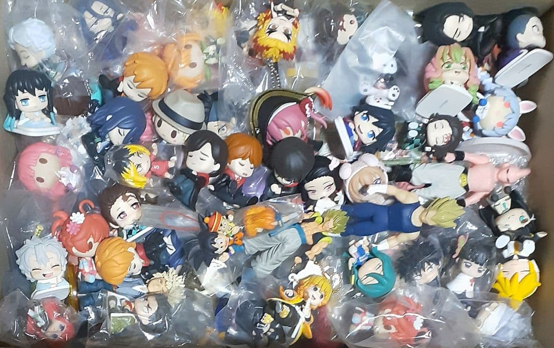 アニメ キャラクター ミニフィギュア 220点 まとめ売り