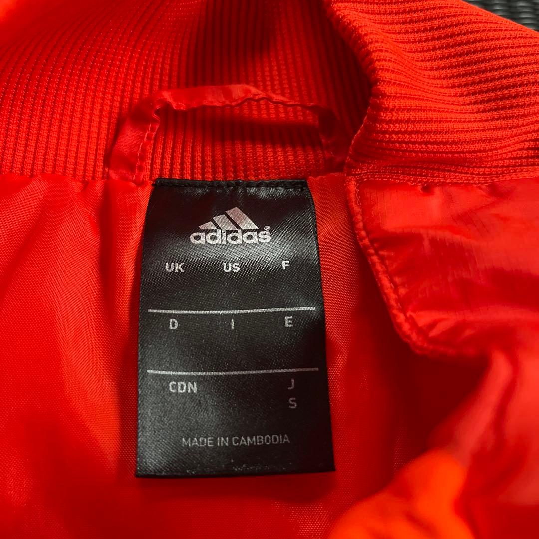 adidas アディダス　ウィンドブレーカーセットアップ　上下　Sサイズ