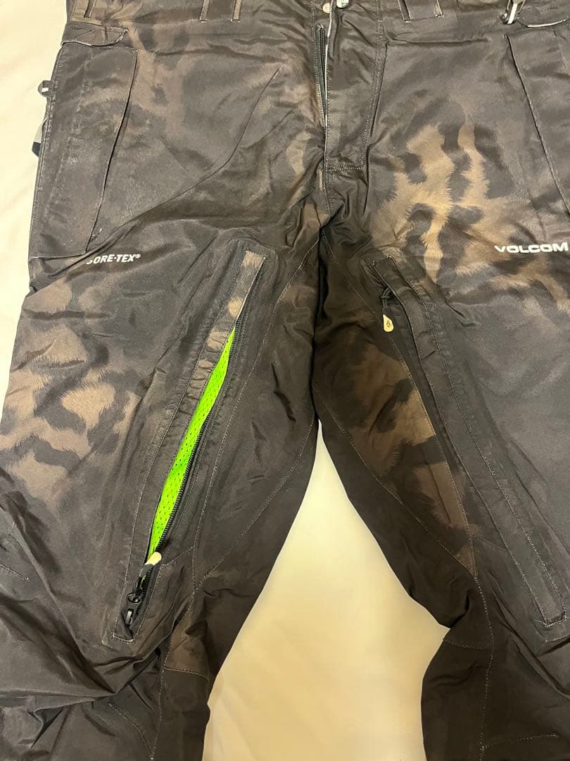 VOLCOM GORE-TEX パンツ　Lサイズ