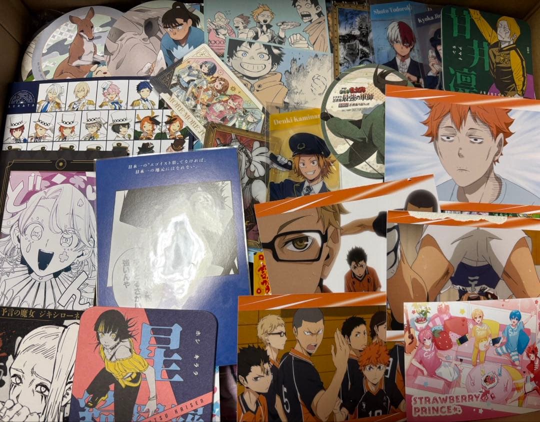 アニメ　アニメグッズ　キャラクターグッズ　まとめ売り　大量　激安　#04