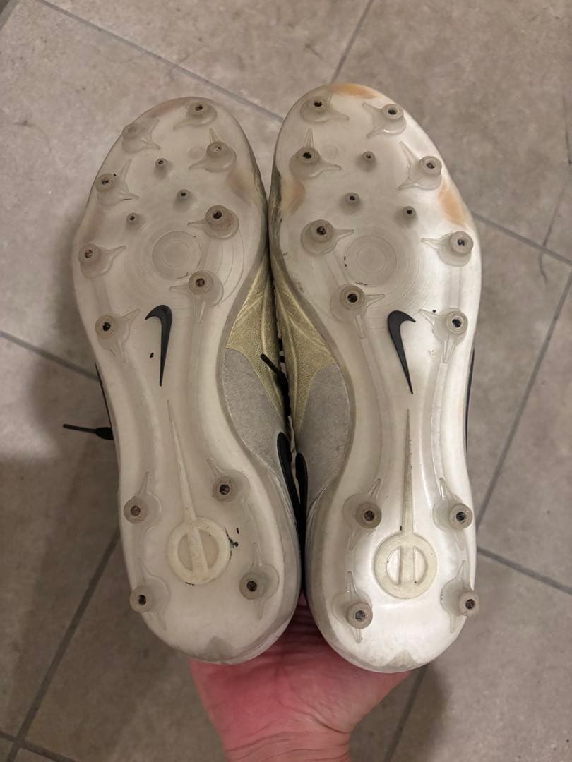 【期間限定】NIKE ティエンポレジェンド10 エリート　ag