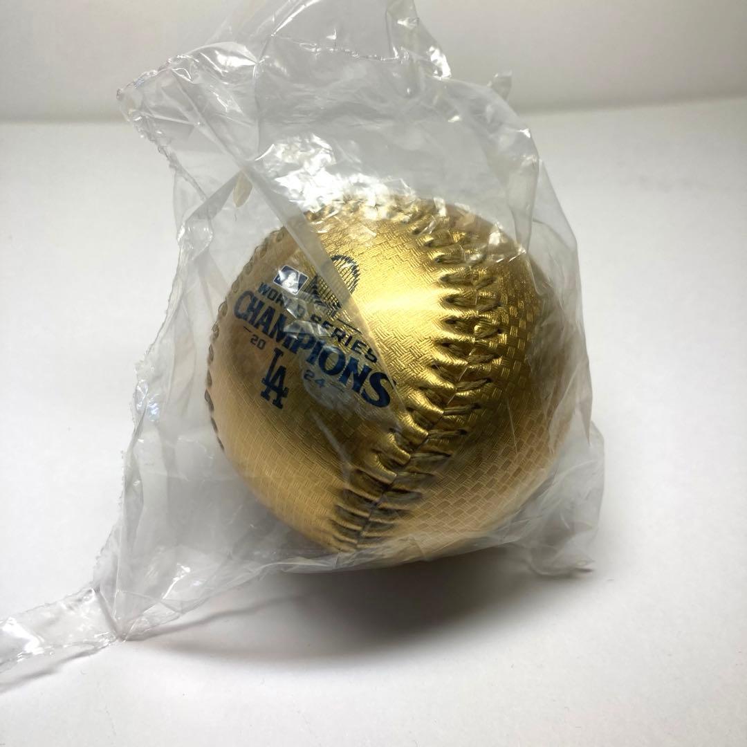 ドジャース 優勝記念ボール 金色 MLB公式グッズ LA限定
