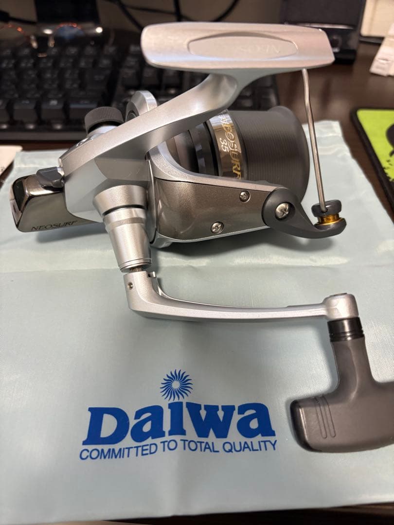 Daiwa NEOSURF 35 スピニングリール　未使用品
