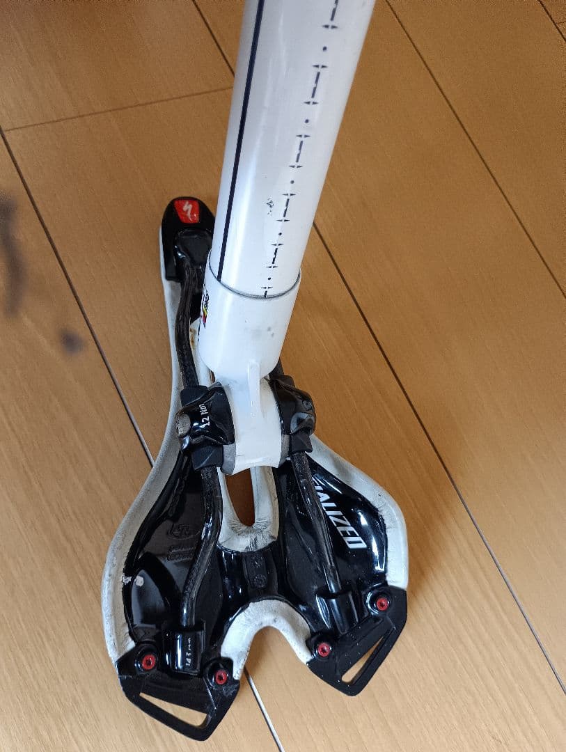 CARRERA（カレラ）PHIBRA Two ロードバイクカンパホイール確認ok