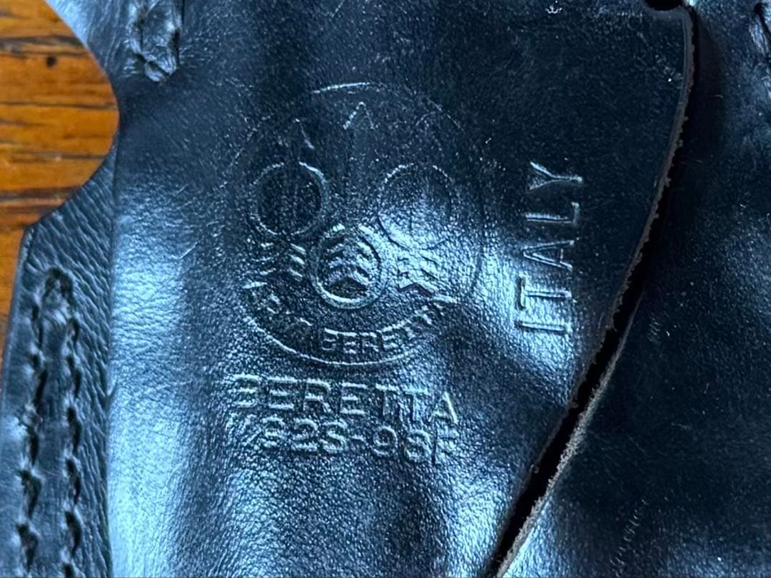 Beretta 92S-98F ブラックレザー ホルスター