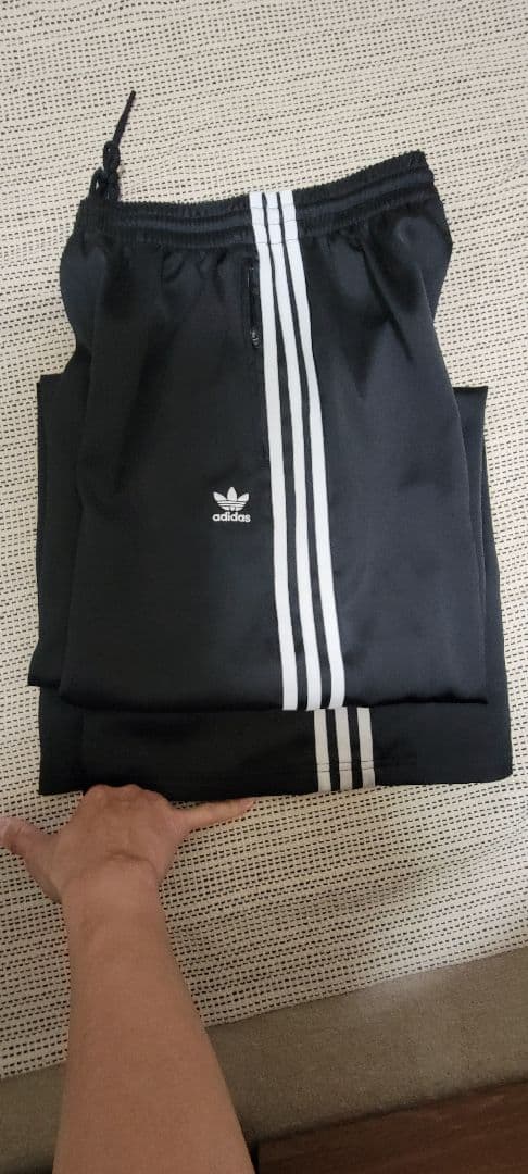 adidas オーバーサイドトラックパンツ Sサイズ ブラック