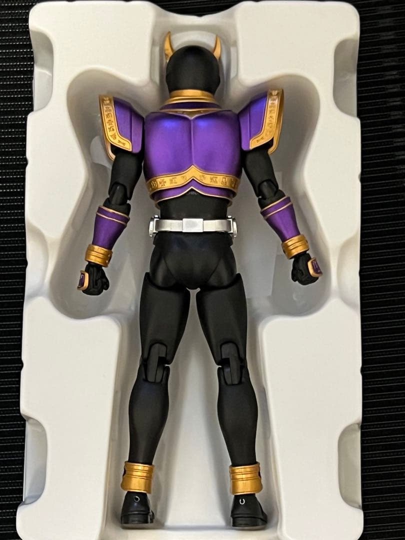【開封】S.H.Figuarts（真骨彫製法） クウガ ライジングタイタン