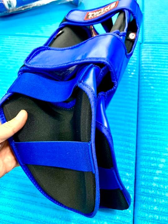新品 XL 本革 TWINS レガース キックボクシング ツインズ