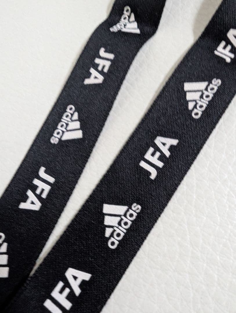 【非売品】日本サッカー協会JFA＆アディダスコラボ★携帯ストラップ★日本代表