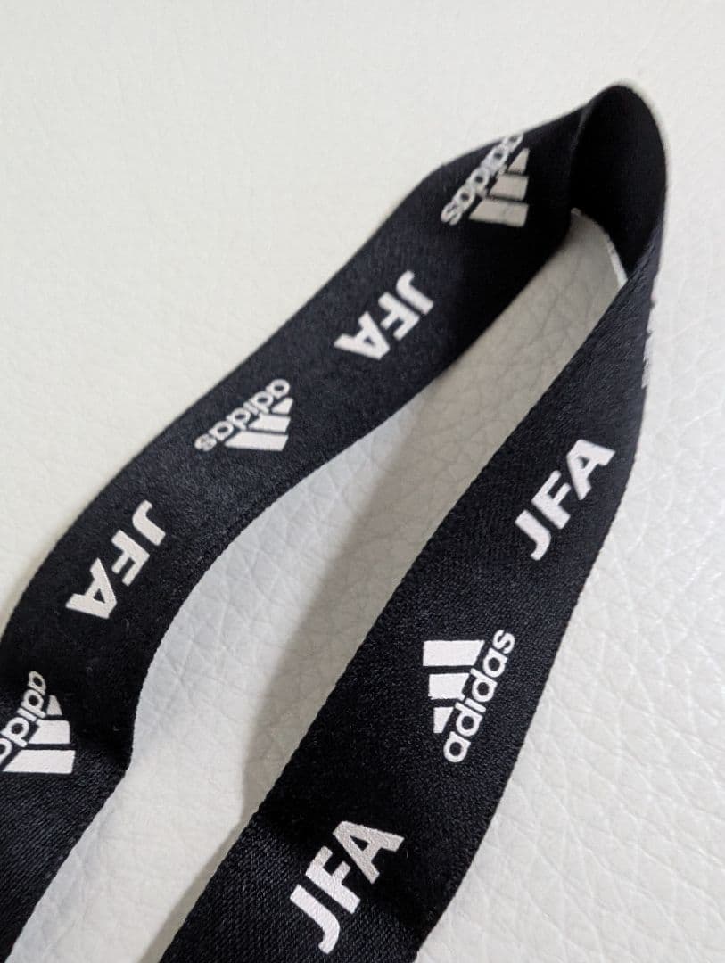 【非売品】日本サッカー協会JFA＆アディダスコラボ★携帯ストラップ★日本代表