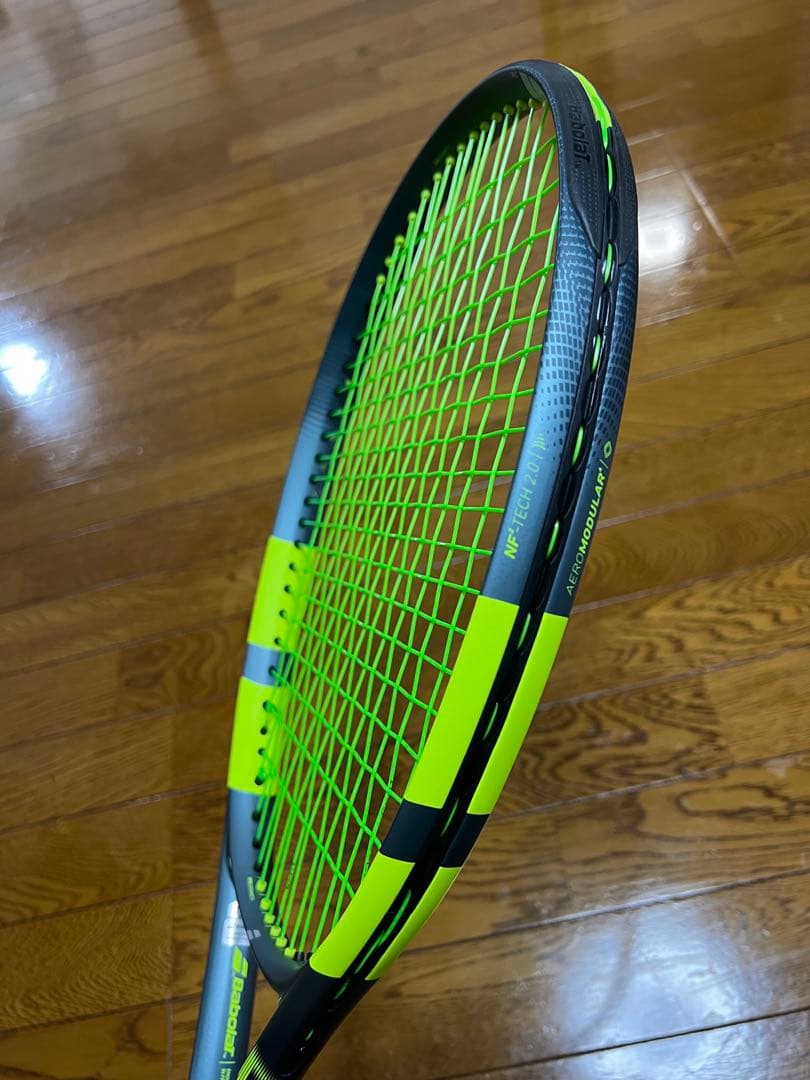 Babolat Pure Aero テニスラケット　100 G2