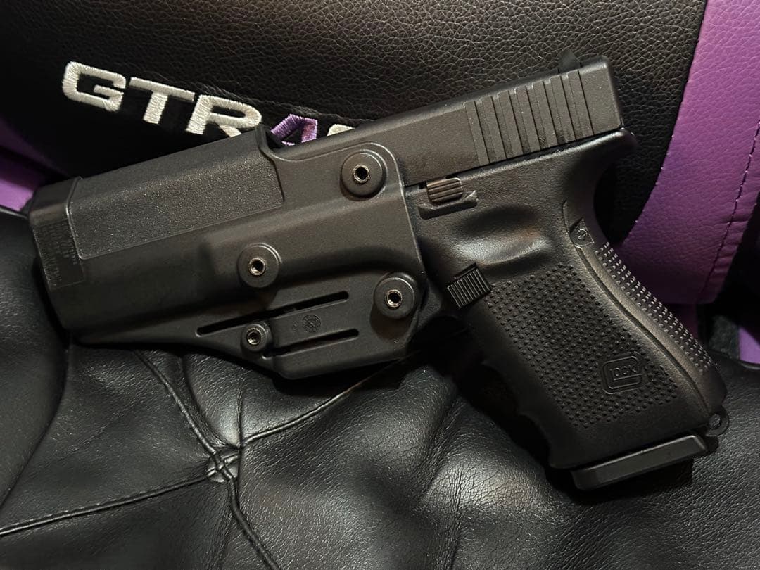 ブラックホーク ホルスター Glock グロック17、19、26 未使用品 右用