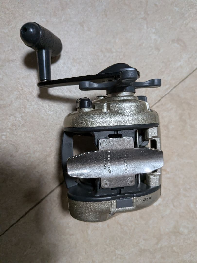 SHIMANO 電動丸 2000EV 電動リール 箱付 美品 通電未確認