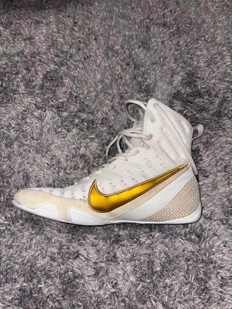NIKE マチョマイ3【26㎝】　ボクシング シューズ　ホワイト/ゴールド