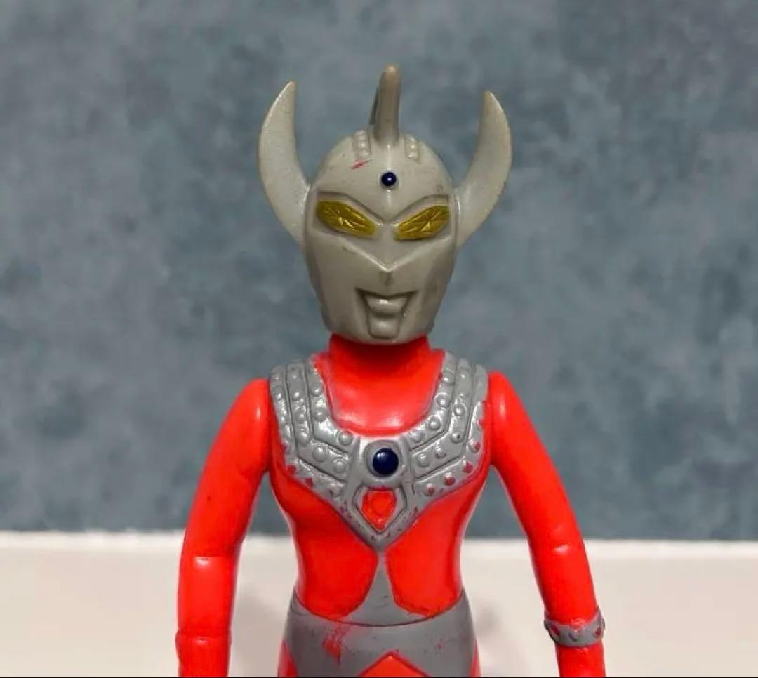 タケミ ウルトラセブン フィギュア 15.5cm