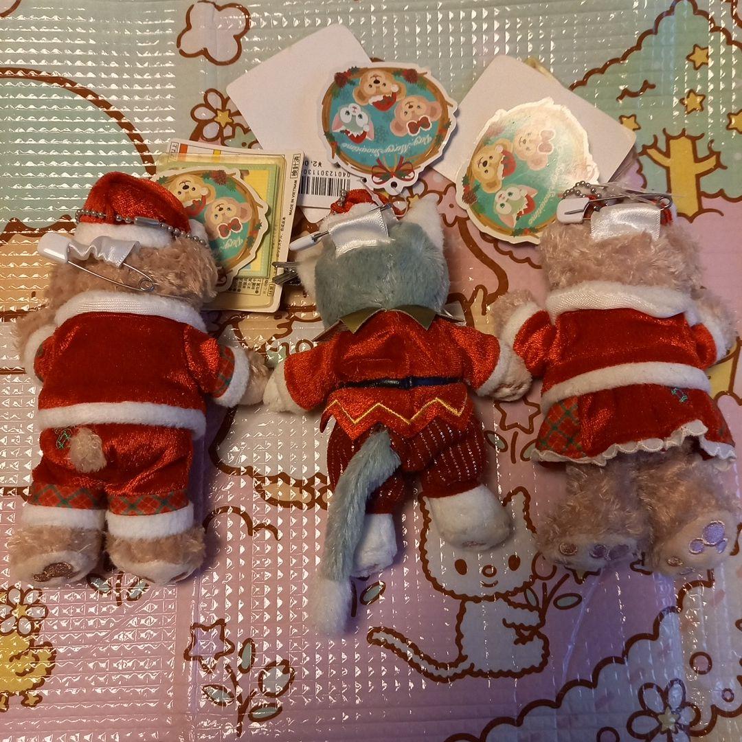 ダッフィー、シェリーメイ、ジェラトーニのクリスマスコスチュームキーホルダー3体
