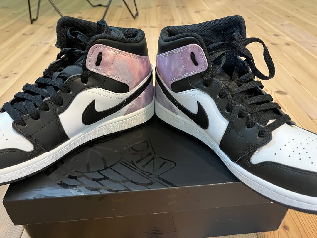 ナイキNIKE AIRJORDAN 1 MID SE 28cmUK9屋外使用なし