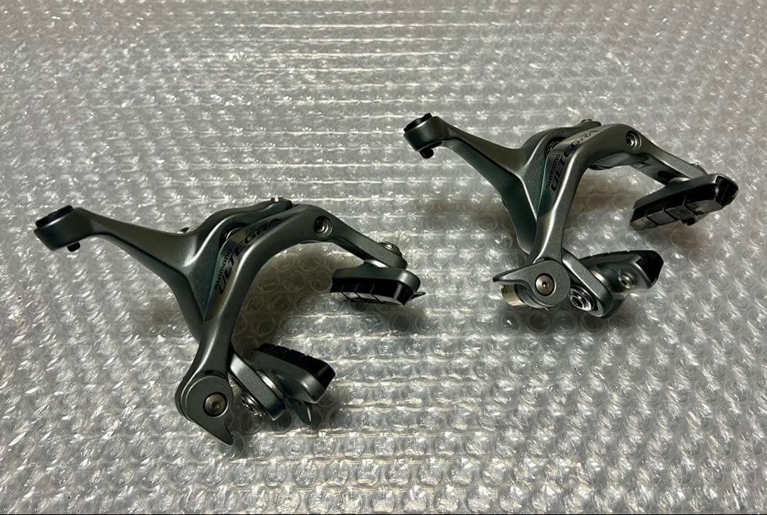 美品 シマノ Ultegra BR-6700 キャリパーブレーキ セット