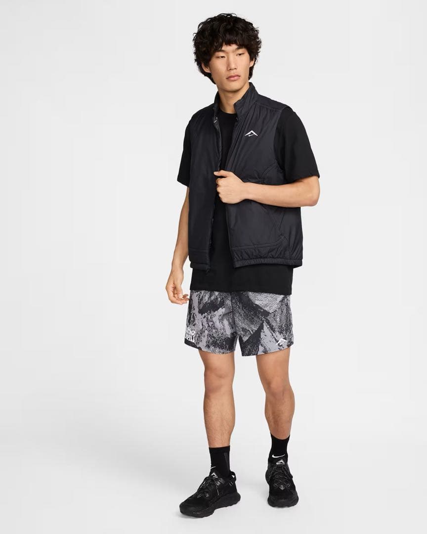 新品 Mサイズ ナイキ プリマロフト　トレイル ランニングベスト　NIKE