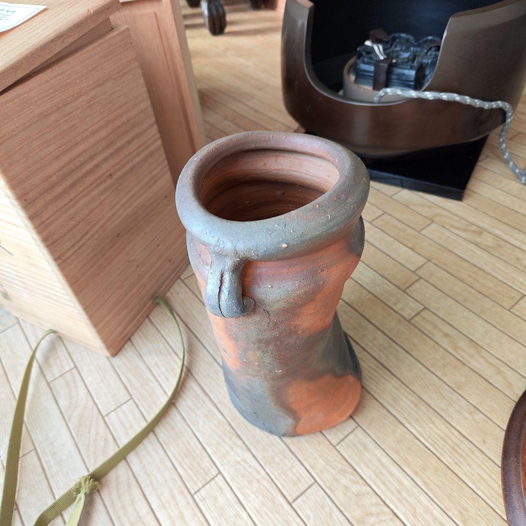 金重有邦　作　備前焼 耳付花入
