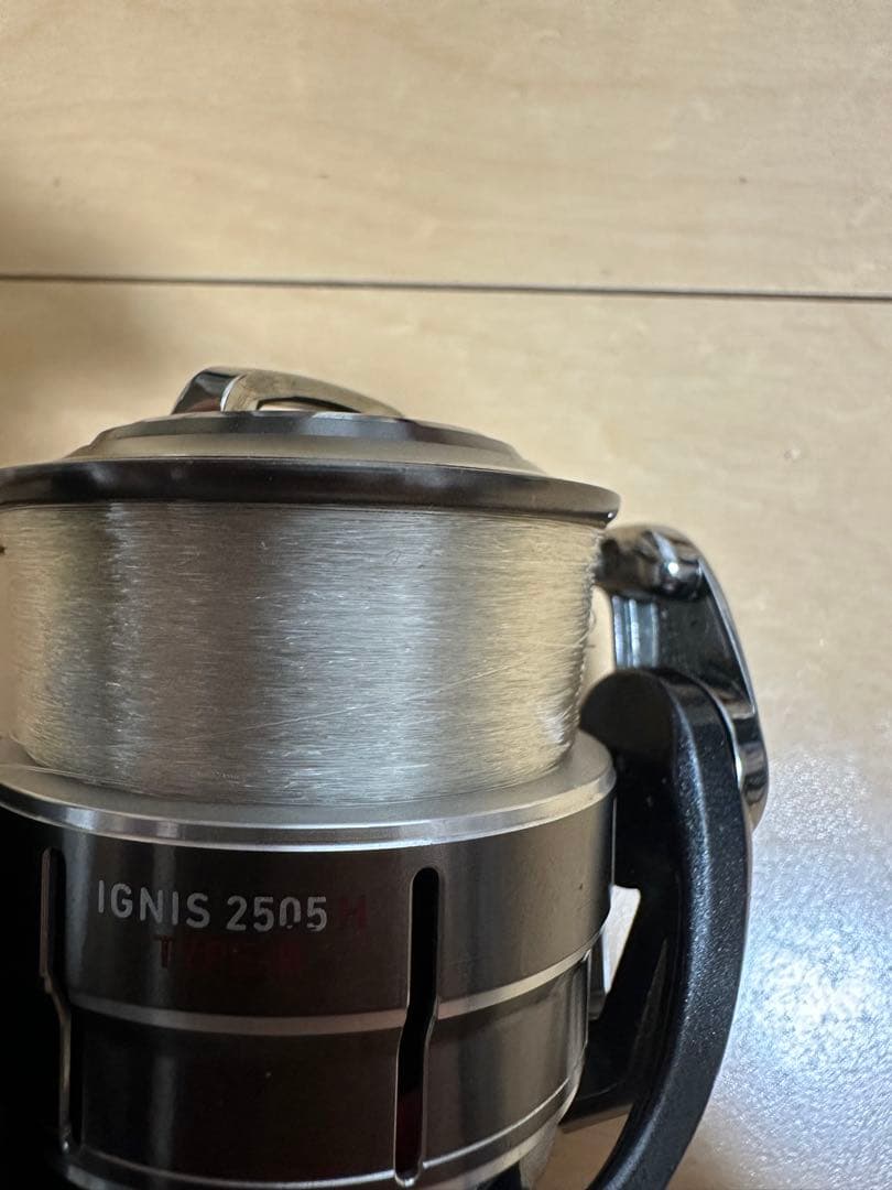 ダイワ　イグニスタイプR 2505H スピニングリール