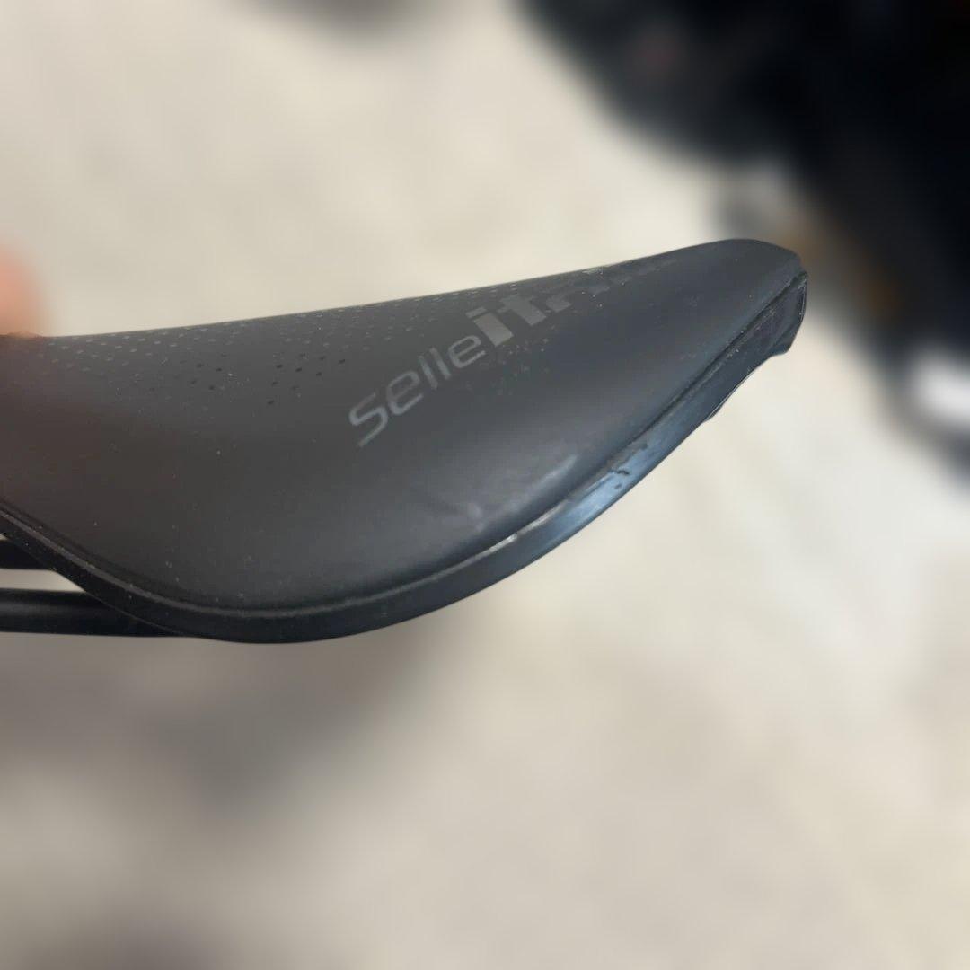 Selle Italia セライタリア NOVUS BOOST スーパーフロー