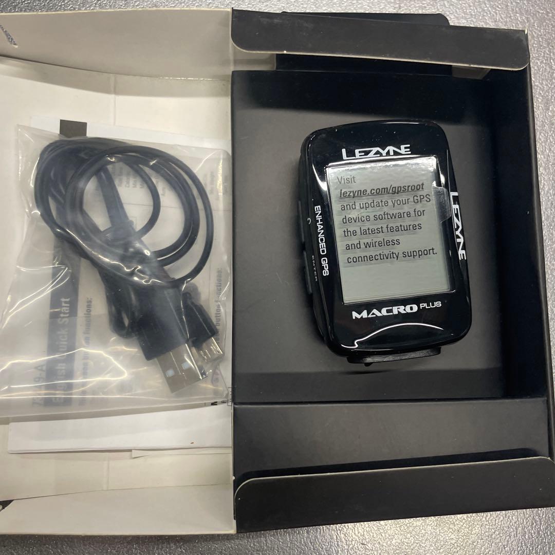 100. 【新品】LEZYNE MACROPLUS GPS サイクルコンピュータ
