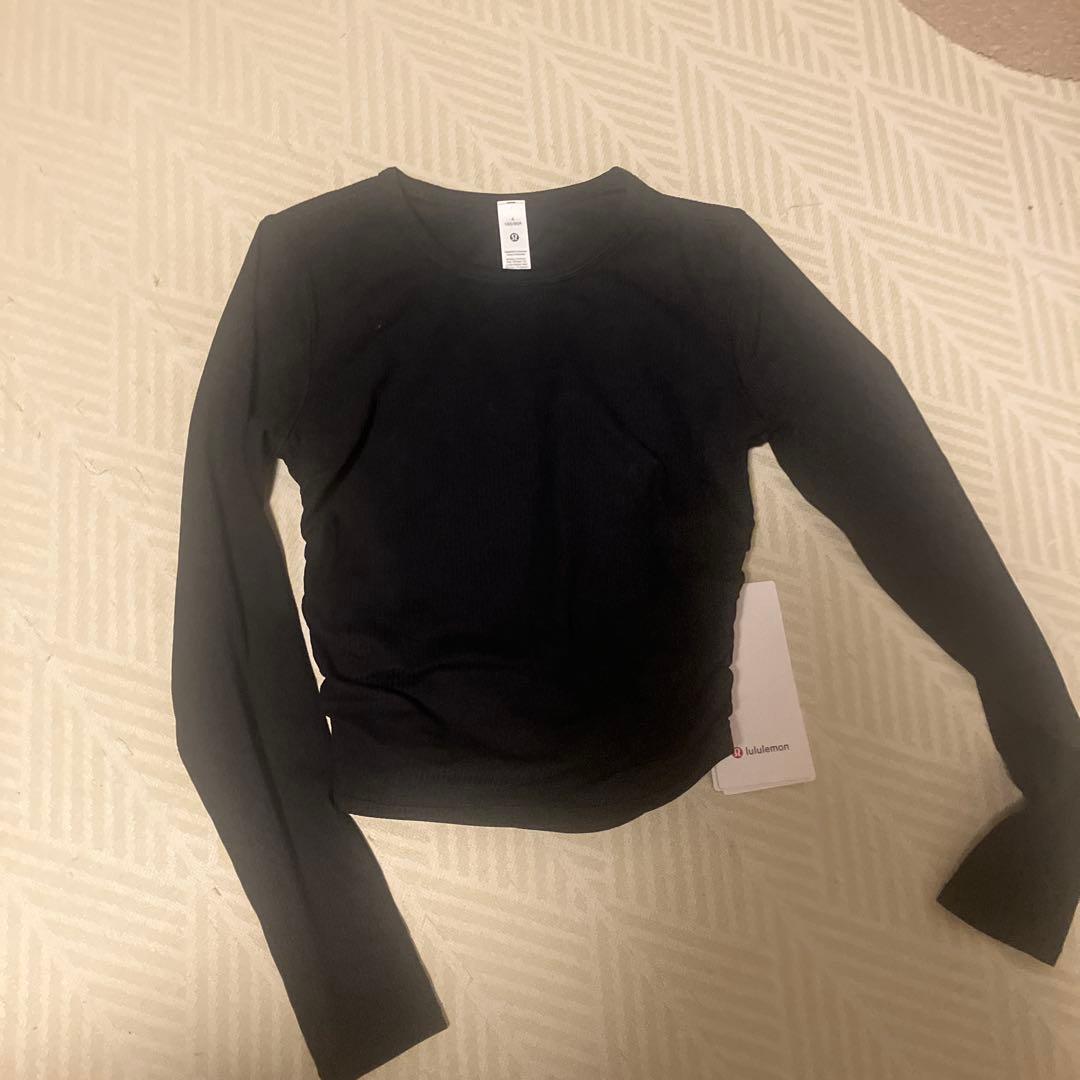 Lululemon ブラック 長袖 ヨガウェア　サイズ4